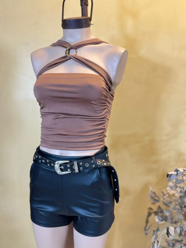 IMG-20250819-WA0021 TOP DETALLE CRUZ CON CHARM