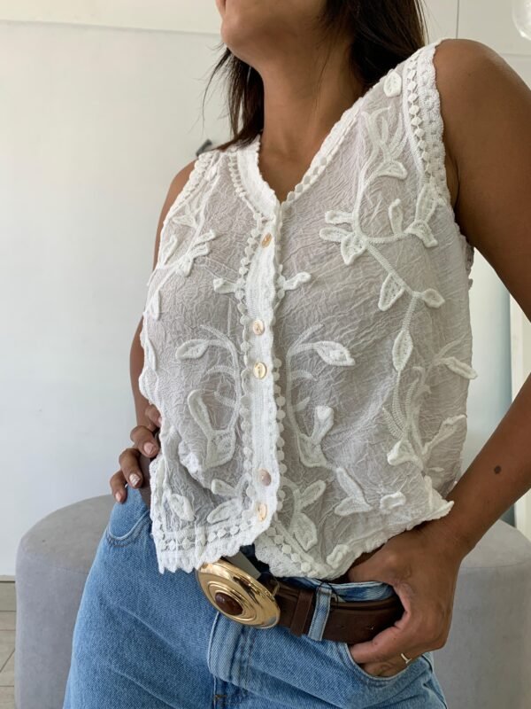 WhatsApp Image 2025-10-30 at 12.16.31 PM CHALECO BERLÍN