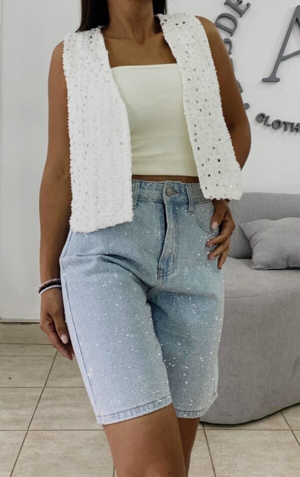 WhatsApp Image 2025-10-31 at 1.07.02 PM BERMUDA FULL STRASS