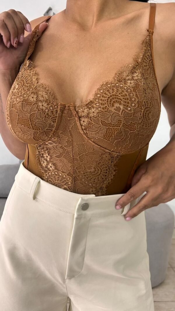 BODY LENCERO