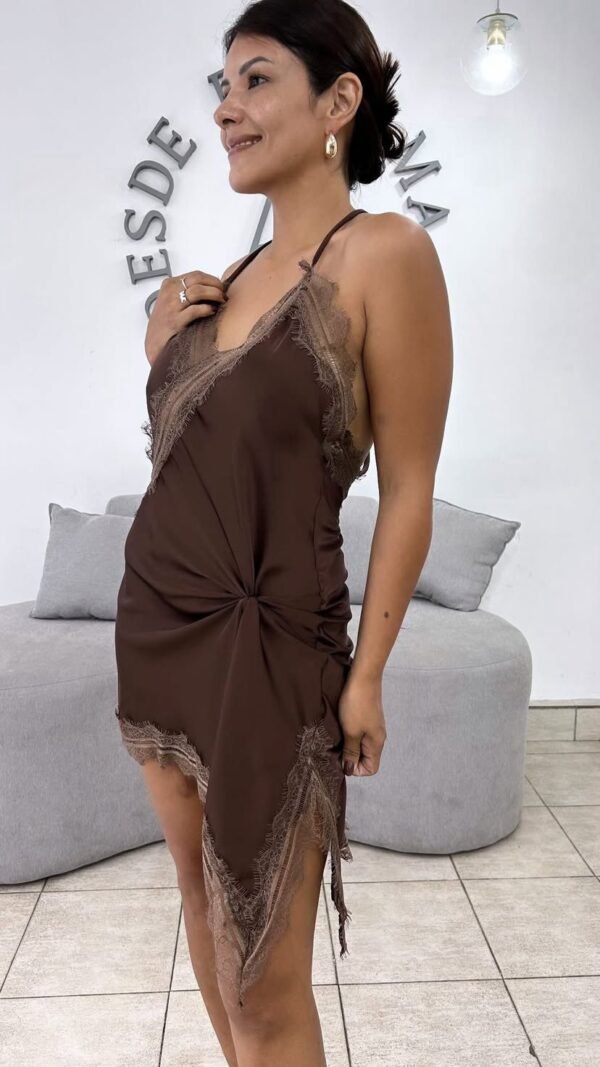 WhatsApp Image 2025-12-12 at 3.47.42 PM (1) VESTIDOS LENCEROS