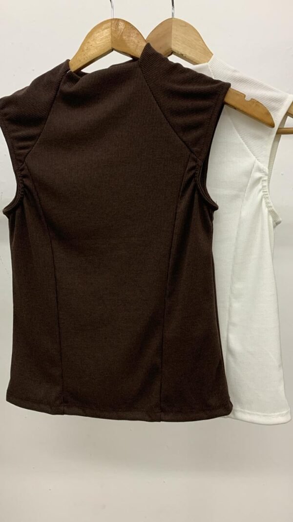 MUSCULOSA CUELLO ALTO