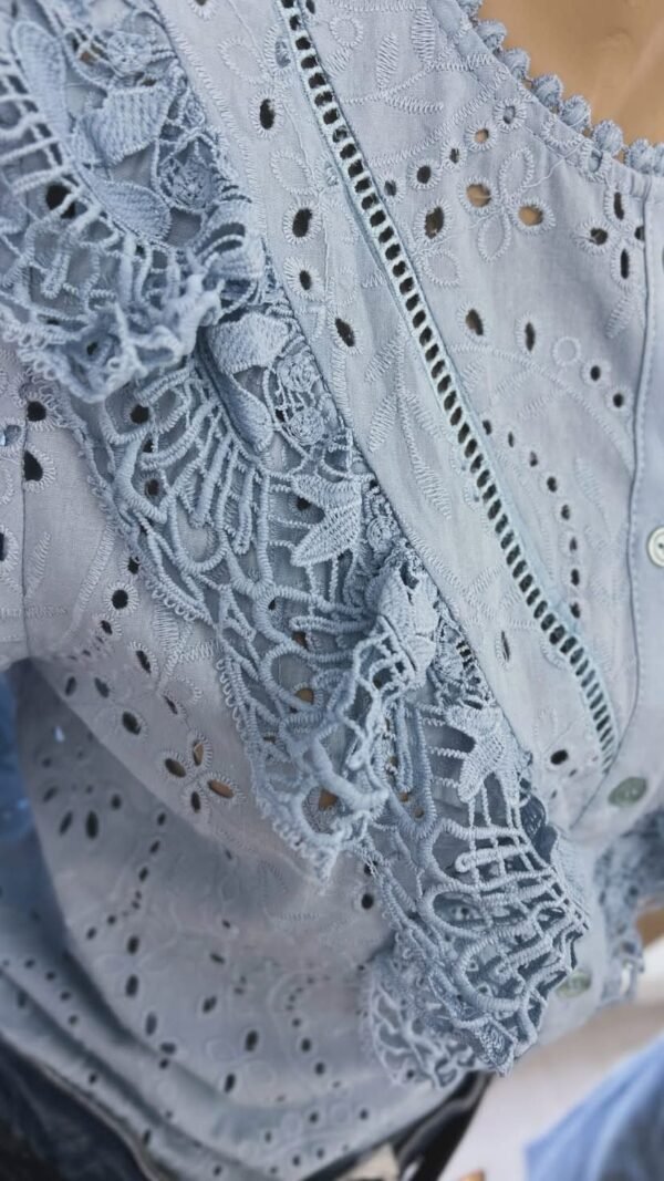 WhatsApp Image 2026-02-21 at 10.32.05 AM CAMISA BRODERY