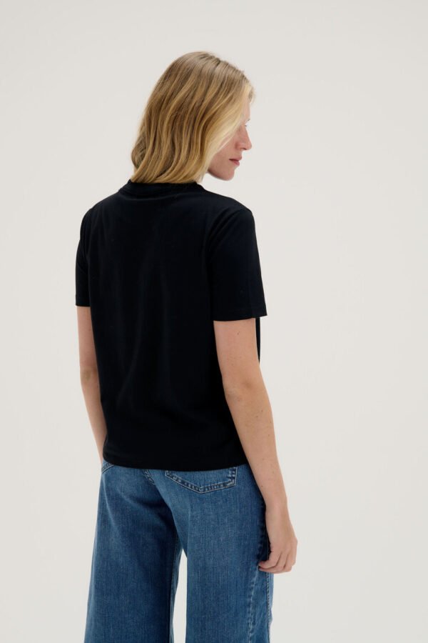 REMERA FOGON