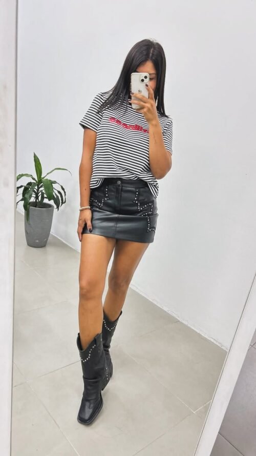 REMERA STILLNESS