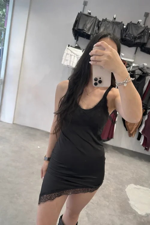 VESTIDO PUNTILLA