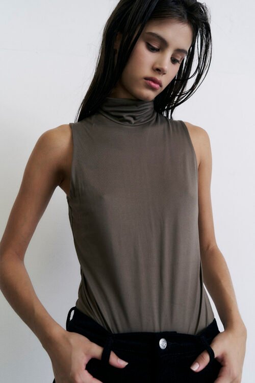 BODY CUELLO POLERA