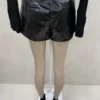 SHORT ECO CUERO