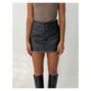 SKORT TACHAS CUERINA